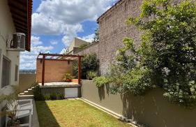 Casa com Jacuzzi Privativa Relaxamento Total em Águas de São Pedro - Foto 9