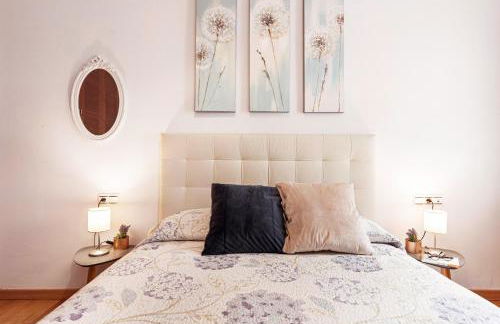 Piscina, patio privado y aparcamiento - Foto 10