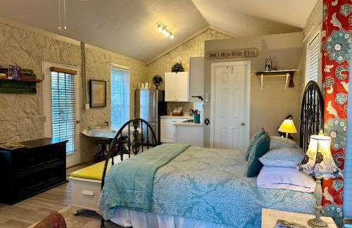 Hilltop Cottage, Historic Silver Spur Dance Hall - Foto 3