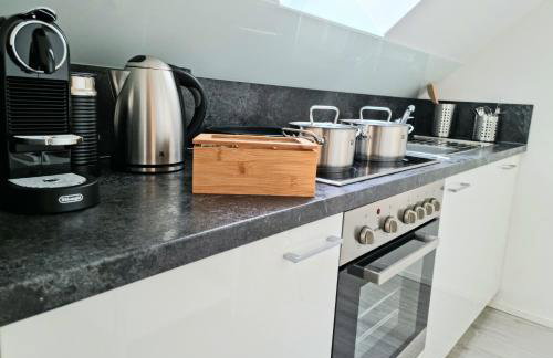 Homestay-Stylish, Zentral- Loft Apartment-Parking - Photo 13