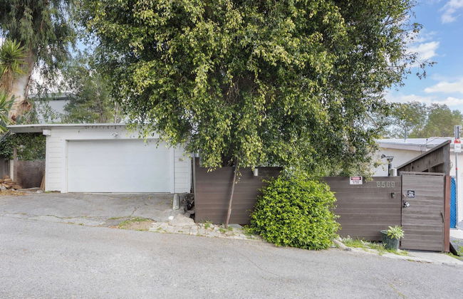 A-lister by Avantstay Hollywood Hills Luxe Group Escape w/ Pool - Photo 41