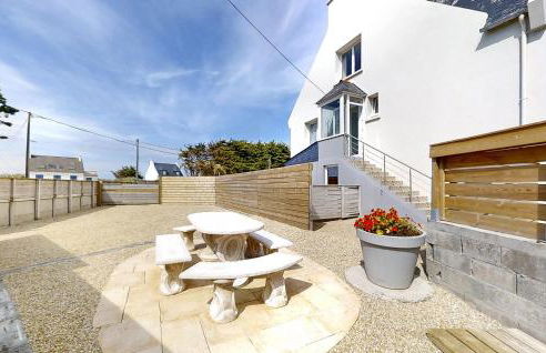 Amazing Apartment In Kerlouan With Wifi - Foto 1