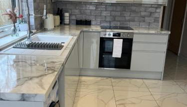 The Slipway Cabins with Hottub - Foto 4