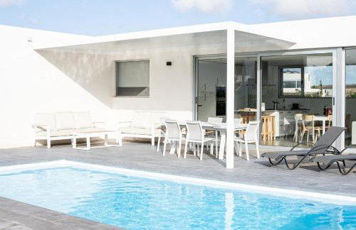 Almara House, Luxury villa with heated pool - Photo 11