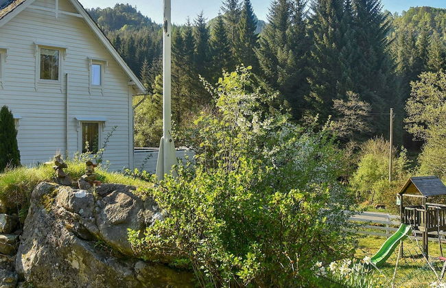 8 Person Holiday Home in Uggdal - Foto 36