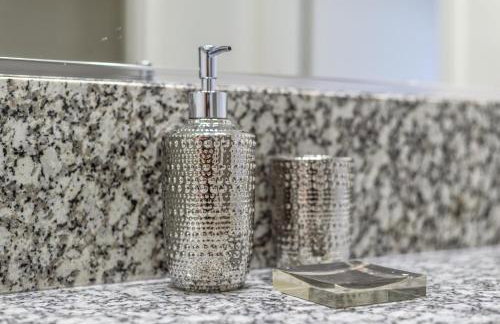 3BR Cozy Home~ Stylish & New ~ UC Merced ~ en route Yosemite! - Foto 22