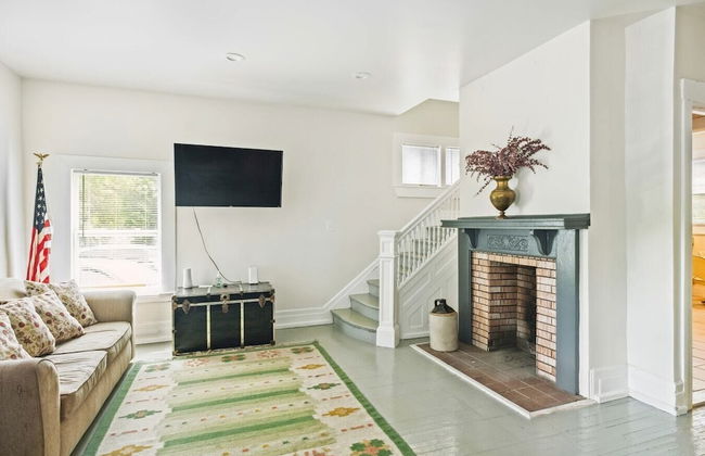 Spacious 4BR Getaway: Perfect for Family & Friends - Foto 9