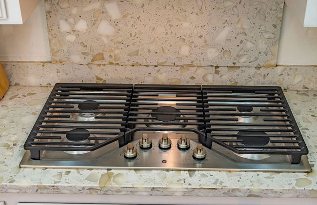 Serene Retreat With Modern Comforts in San Gabriel - Foto 46