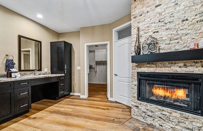 Luxury Lookout Canyon 5 Bdrm Stunner W/htd Pool! - Foto 27