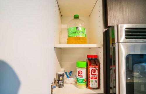 Relaxing 2BD - Central Downtown - Gym, Pool, Parking - Foto 34