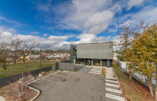 Modern Top Floor 2BR 1BA w Private Rooftop Patio South Hill Near Downtown - Foto 50