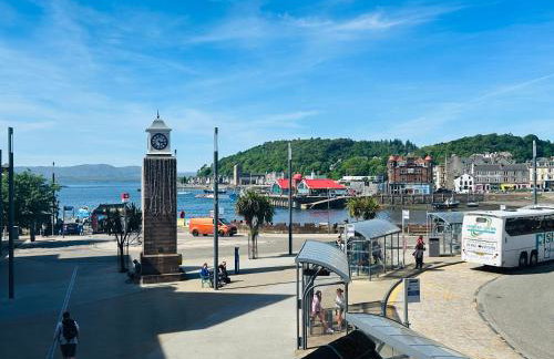 Kilmartin Court Apartments - No3 By The Sea & No2 With A View - free parking - Foto 3