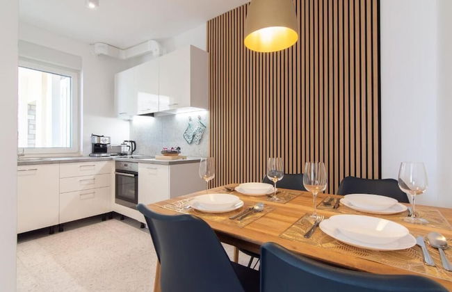 The Rose Garden Apartments - Photo 21