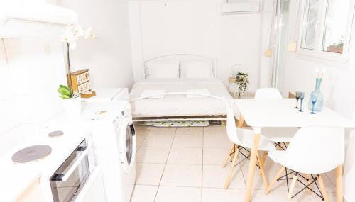 Dimitra's cosy studio in old town with backyard - Foto 2