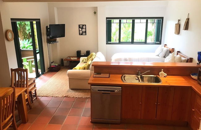 Coastal Chalet Suites - Foto 11