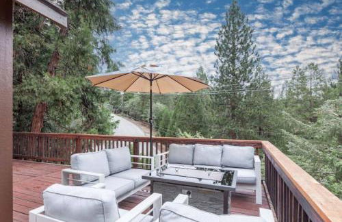 Hillside Hideaway - game rm - master spa - Luxury - Foto 2