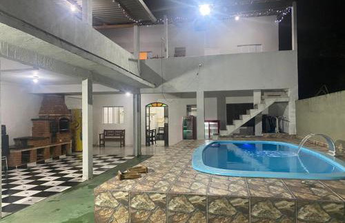 Ótima casa com piscina em Praia Grande - Photo 1