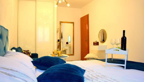 Del mar apartment, two bedrooms, beachfront - Photo 2