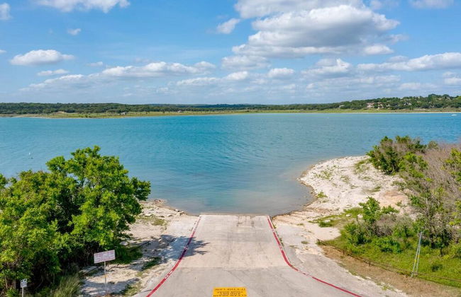 4 3 two King Beds Perfect Sunset Lake Views Pickleball Fire pit Lvl2 EV POA Pool - Foto 35