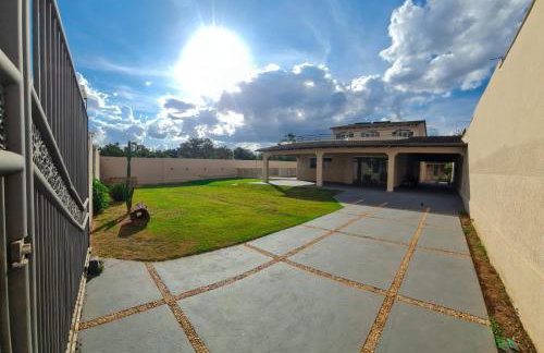 Casa condomínio 5 quartos piscina churrasqueira Vicente Pires Jockey - Foto 38