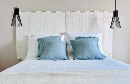 Amazing beach bliss 2br w/private sea view terrace - Photo 22