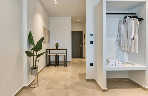 Marea Luxury Suites - Photo 36