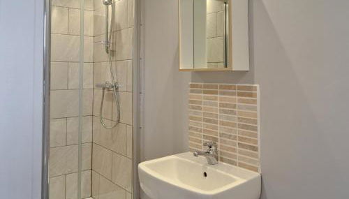 Blackberry Lodge - Photo 3