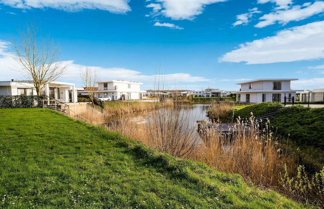 Holiday Home in Zeewolde With Kayaks - Foto 35