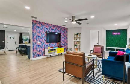 South Tampa- VIP- Concierge- Backyard Oasis- Pool- Hammock- Golf- Fire- Pit- Games- Pool Table - Foto 52