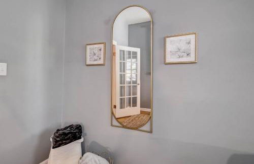 1BDR with Backyard Park Side Pet-friendly - Foto 17