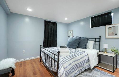 Arvada home w hot tub & BBQ - Photo 22