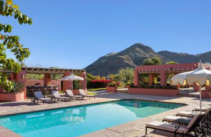 The Pond Estate by Avantstay Maximalist Designer Compound w/ 2 Casitas, Indoor + Outdoor Pools, Tennis Court, & Gorgeous Mountain Views 12k Sqft - Foto 155