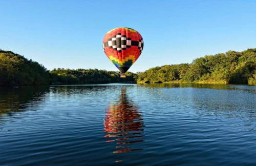 Peaceful 2-bedroom townhome retreat w/wooded view - Foto 30