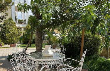 Comfortable Home - Photo 26