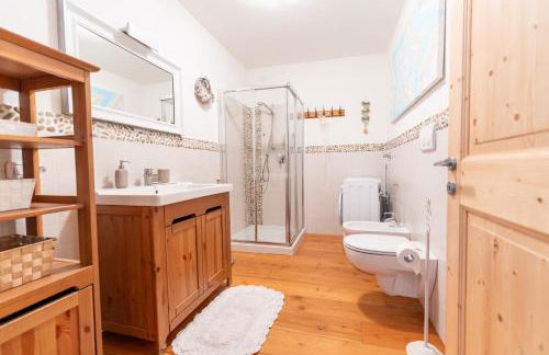 Appartamento sul lago di Molveno con ampio terrazzo - Foto 15