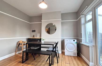 Fully Furnished New Malden 3BDR Home with Parking Washer Dryer and Garden near Kingston - Foto 31