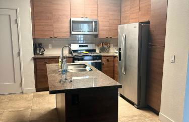 Villa Marina - AMAZING Modern, Spacious, Stylish 2 Master Suites in CENTRAL Marina Del Rey - Photo 24