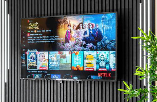 Luxury Apartment - Balcony - City Centre - Fast WiFi - Netflix 403D - Foto 20