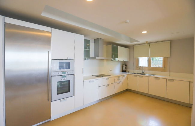 Private Garden Oasis in 4-bed Flat, With Hotel Perks - Foto 31