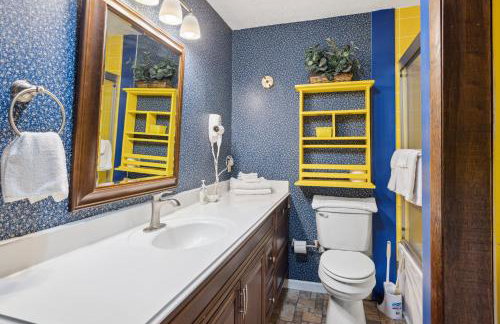 Mountain Chalet with hot tub ! - Foto 14