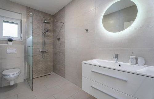 Villa Anja is a 4 bedroom villa with a 32 sqm heated pool near Imotski - Foto 21