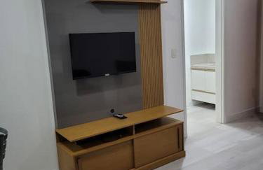 Flat recém-reformado e bem localizado - Foto 5