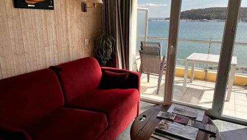 Une terrasse sur la mer - Photo 5