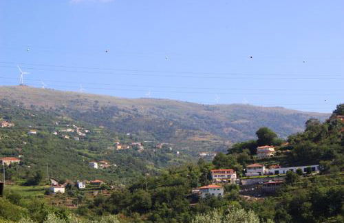 Peaceful villa in São Martinho de Mouros with private pool - Foto 27