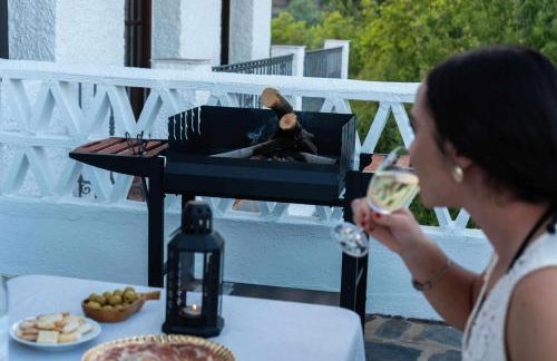 El Rincón de Muñoz - Alojamientos Rurales con Chimenea, Piscina y Terraza con vistas a la Alpujarra - Foto 3