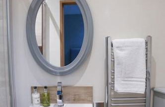 BARLEY - cosy stylish apartment - easy access to Bath and many nearby attractions - Foto 17