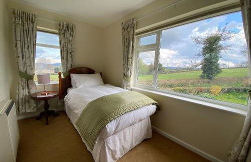 Nantucket House - Photo 10