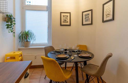 Luxury Apartment, Space for 7! Central Location Neukölln & Kreuzberg - Foto 5