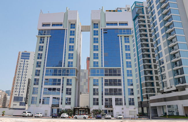 Swan Towers - Photo 29