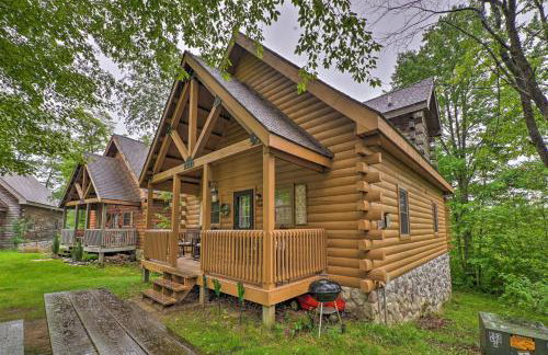 Cozy Retreat with Porch and Double JJ Resort Access! - Foto 23